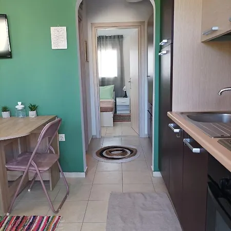 Home Away From Home Ixia  Buitenkant foto